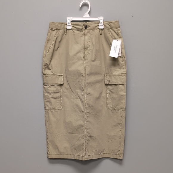 Calvin Klein 100% Cotton Tan Skirt With Back Slit. Size 6 NWT - Picture 1 of 7
